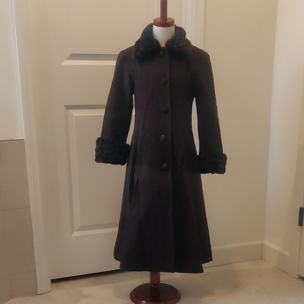 Trilogi Collection Elegant Girls Brown Wool Coat Faux Fur Collar & Cuffs Vintage